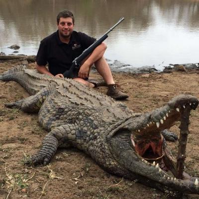 Crocodile Hunt Africa 